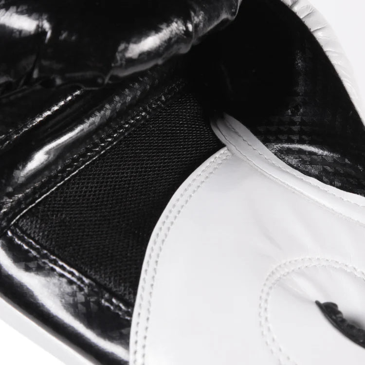 Pinnacle 2.0 boxing gloves White/black - FightstorePro
